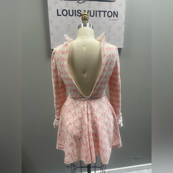 Dream Living - vintage pink Victorian dress - Picture 2 of 3